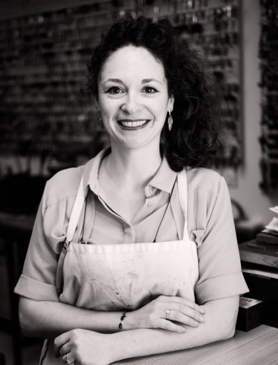 cordonnier près de Rodez cordonnier près de Rodez : portrait de Vanessa